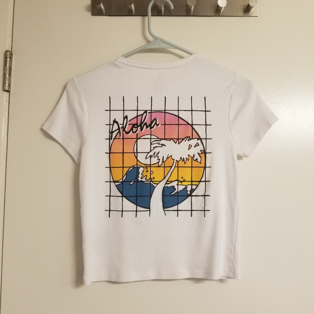 Volcom Hawaii Crop Top 100% Cotton NWOT Never Worn